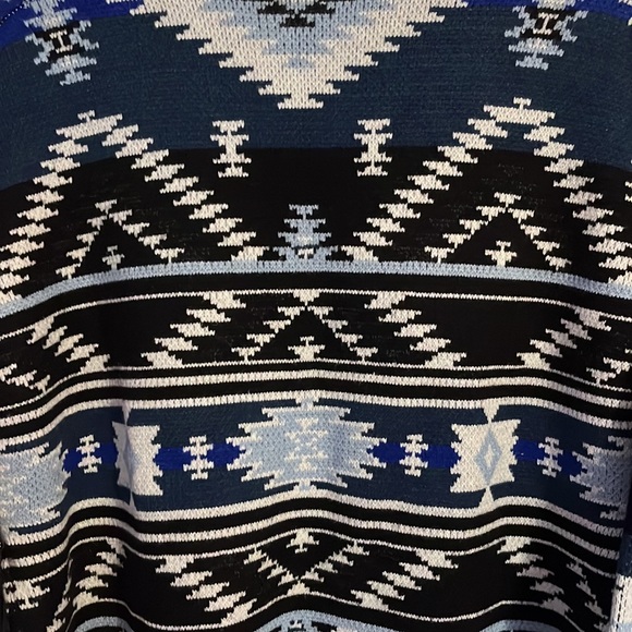 NWT PJ Salvage blue and white Aztec pattern lounging cardigan small - Picture 8 of 10